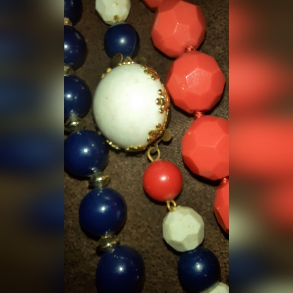 Beaded vintage necklace lot red white and blue 80s Signed - Picture 11 of 14